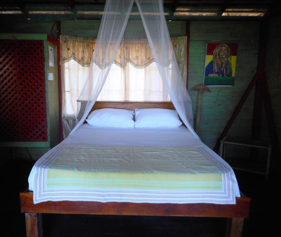 Banana Shout Resort Negril Extérieur photo